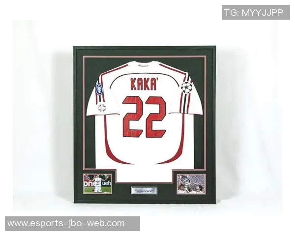 足球球星穿97号球衣的代表人物及其传奇经历分析 足球球星穿97号球衣的代表人物及其传奇经历分析